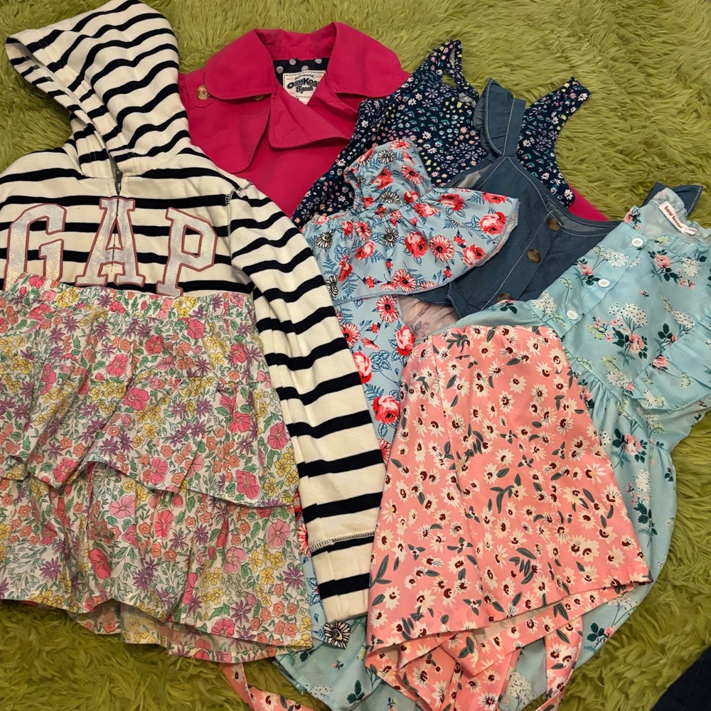 GAP Girls' Hooded Striped Dress with Floral Layered Skirt Bundle size 7
